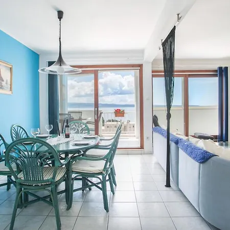 Sea View Apartment Reno W/Garage Split Exterior photo